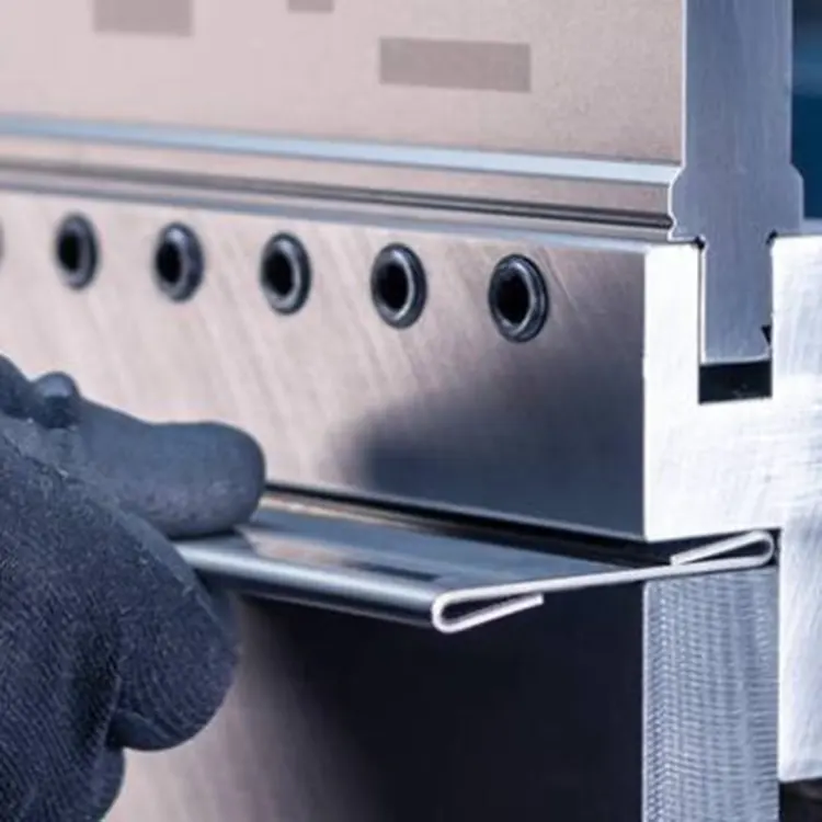 Por que a fabricação de chapas metálicas é importante na fabricação moderna